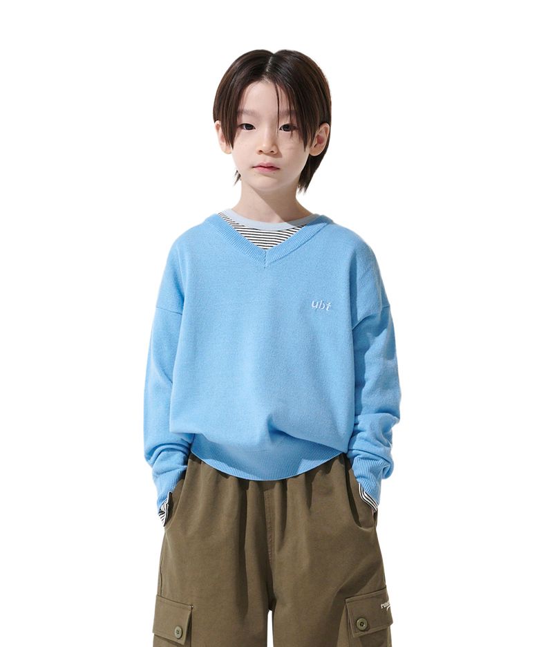 Superpower Vneck Knit