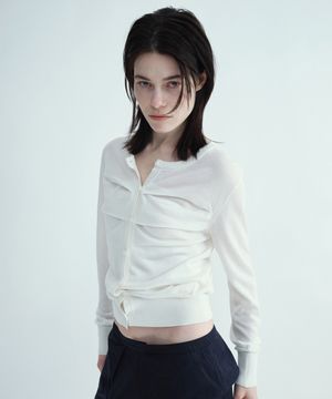 턱 버튼 니트 가디건 [아이보리]