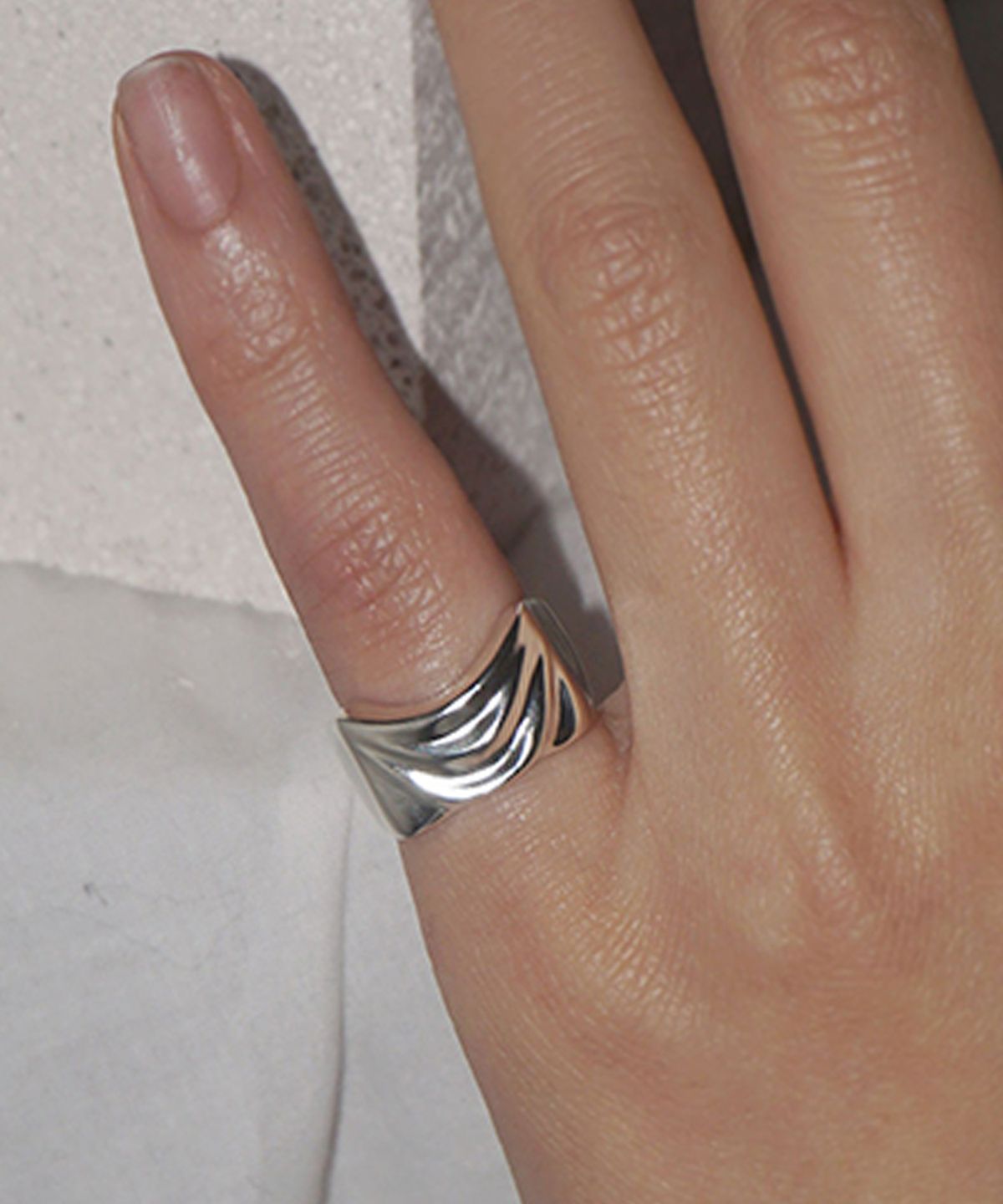 시에가하우스(SIEGA HOUSE) DIAPER FOLD RING (GLOSSY)