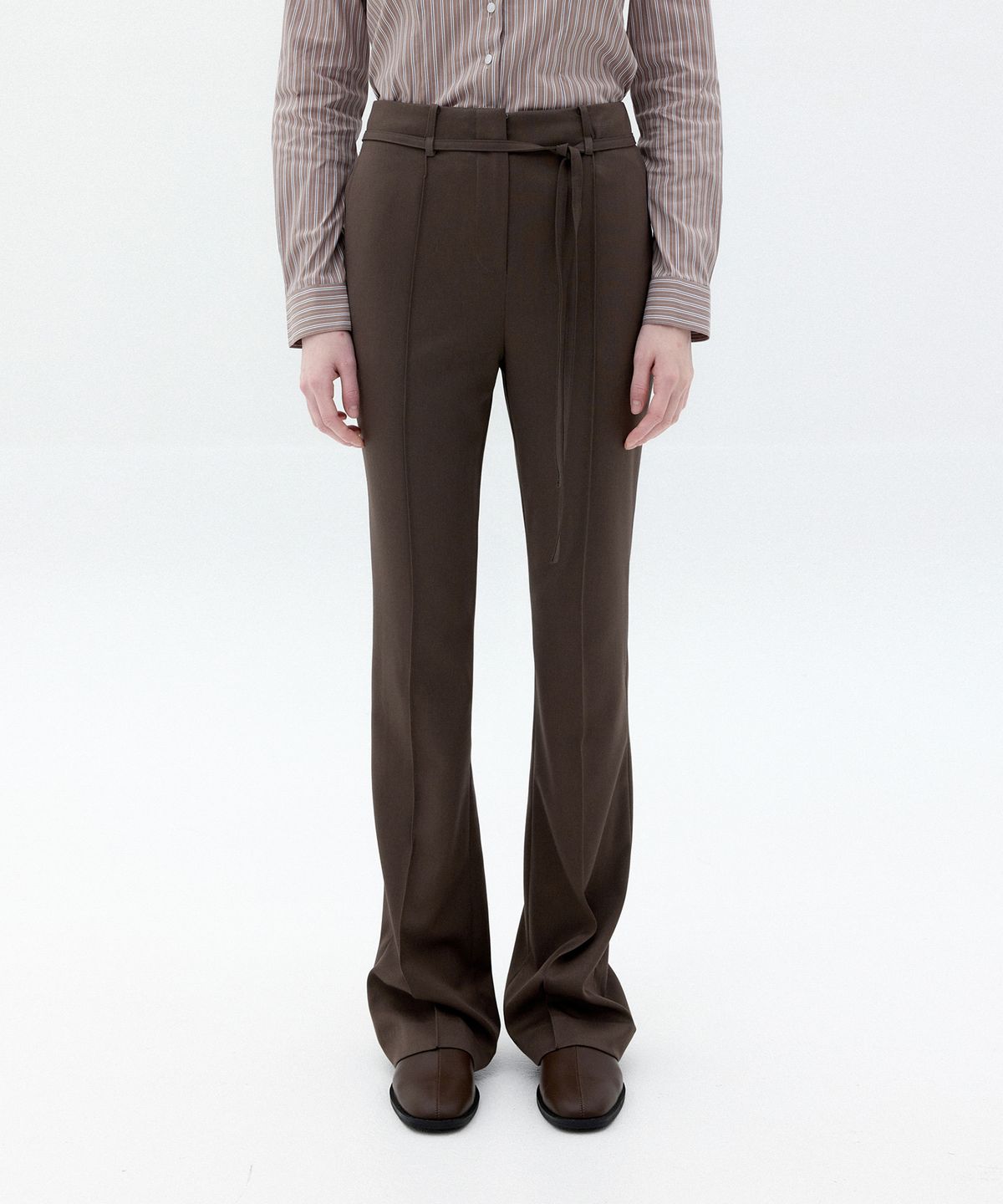 이보크에라(EVOKEERA) Base Wool Strap Bootcut Slacks(Brown)