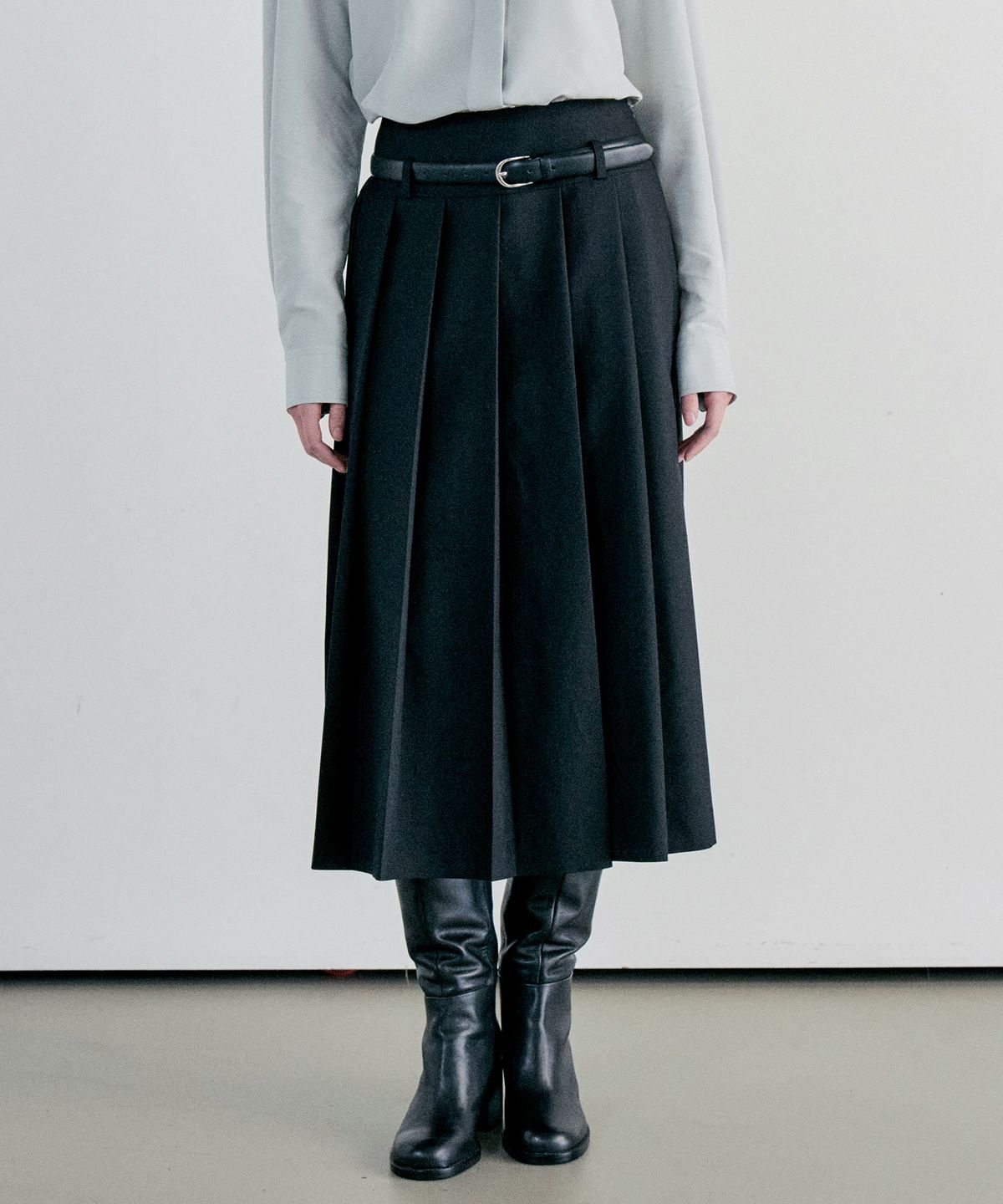 노티아(NOTIA) GATHER PLEATS LONG SKIRT - BLACK