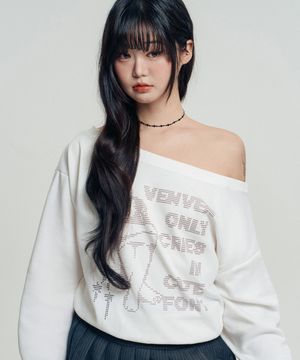 VCF CRY 원오프 숄더 스웨트셔츠