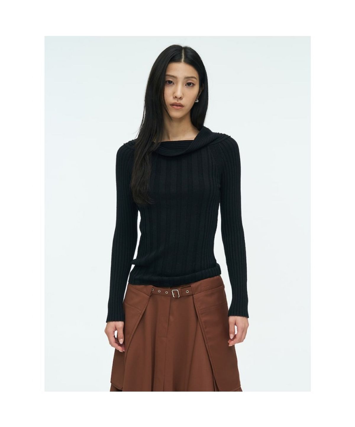 앙개(ANGGAE) Tube Neck Rib Pullover  Black