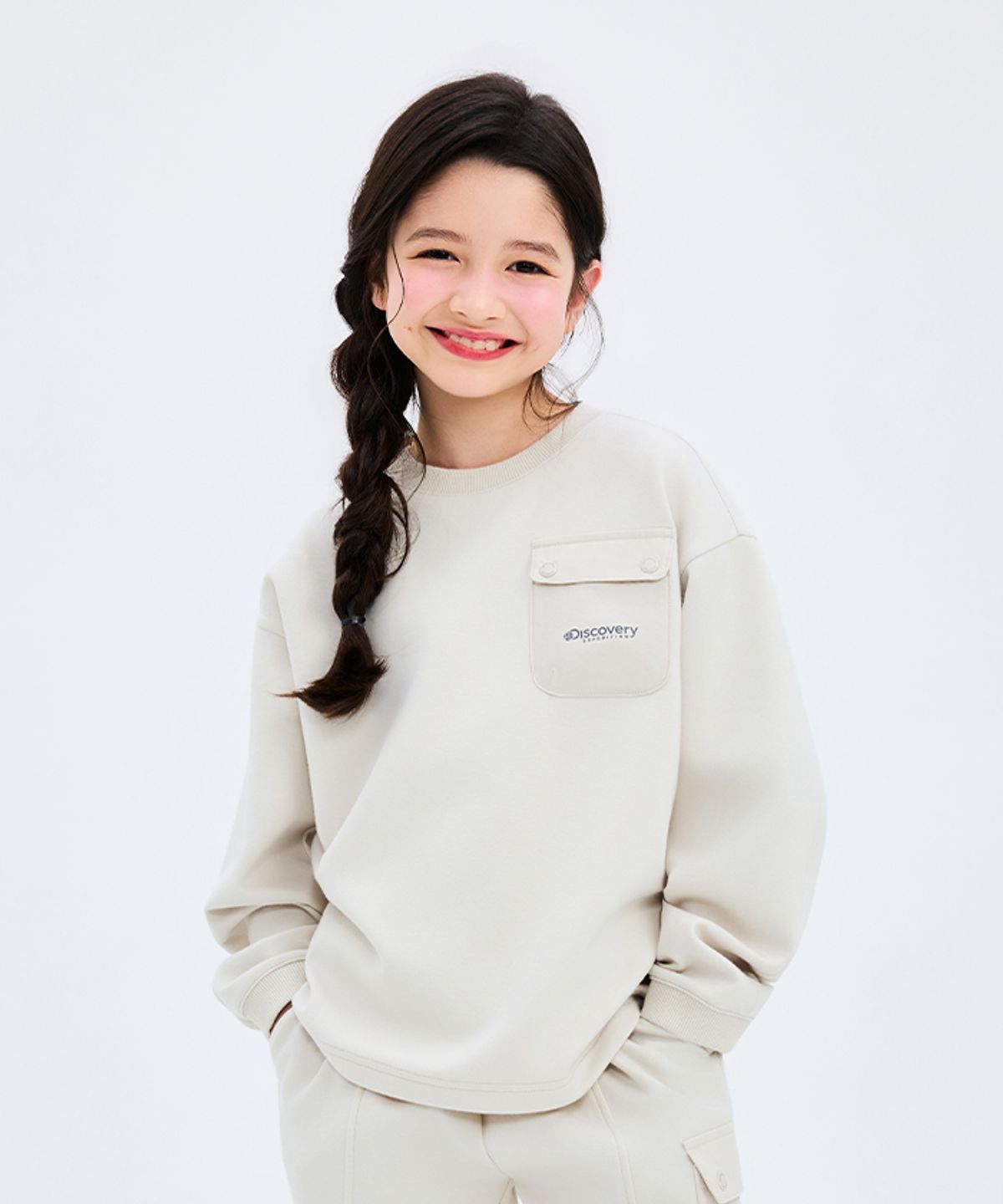 디스커버리 키즈(DISCOVERY KIDS) 키즈 우븐포켓 맨투맨 (IVORY)