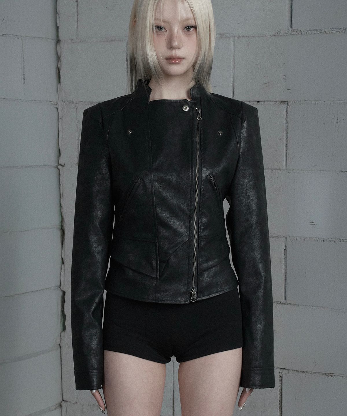 에트오소메(ETRE AU SOMMET) Slim Cutline Two-Way Racing Jacket (Black)