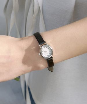 일립스 클래식 레더 와치 - Black