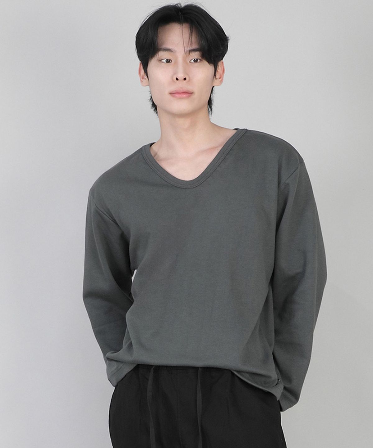세인트크루(SAINTCREW) 무지 V넥 긴팔티 RVL-877 슬레이트 그레이