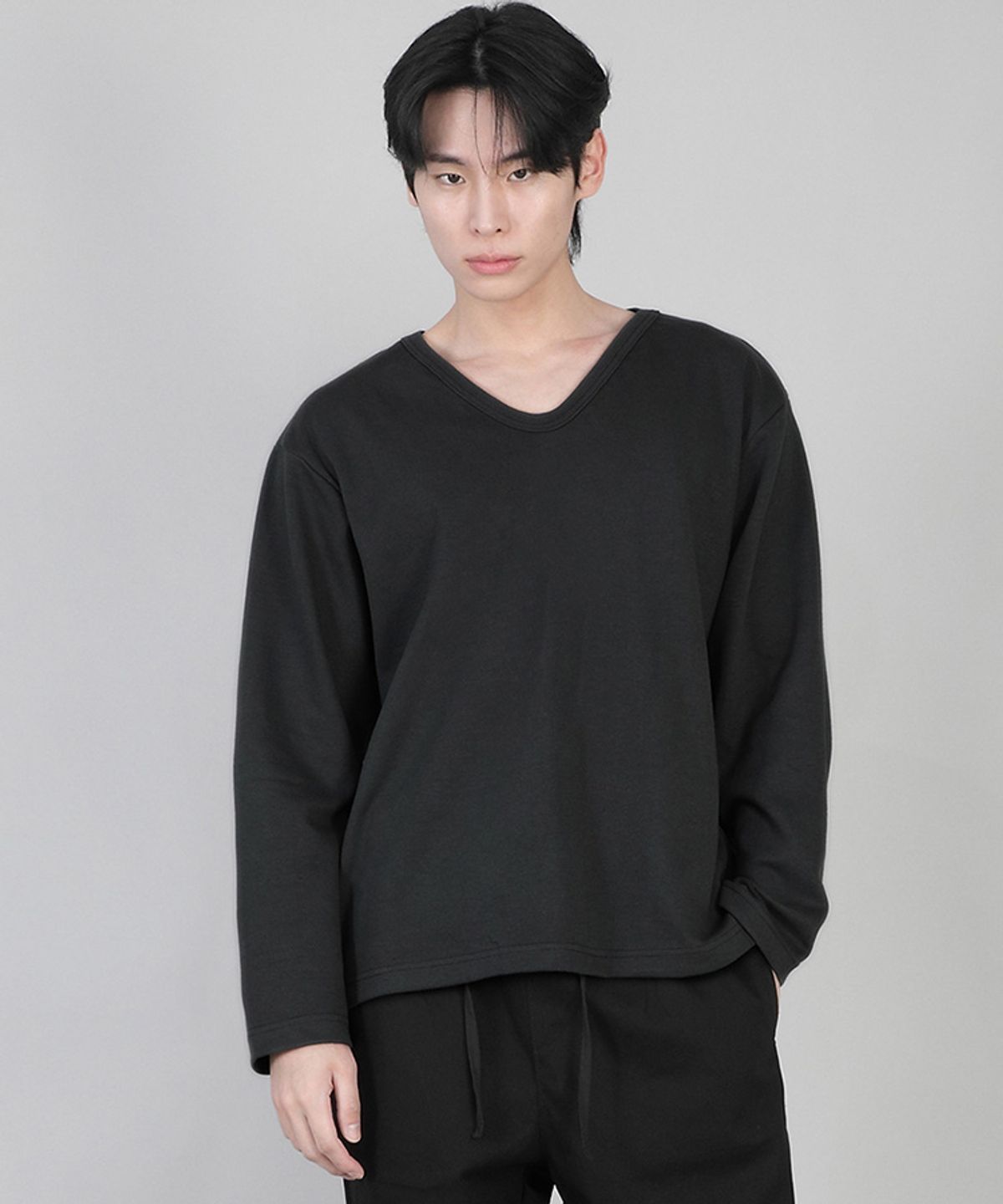 세인트크루(SAINTCREW) 무지 V넥 긴팔티 RVL-877 블랙