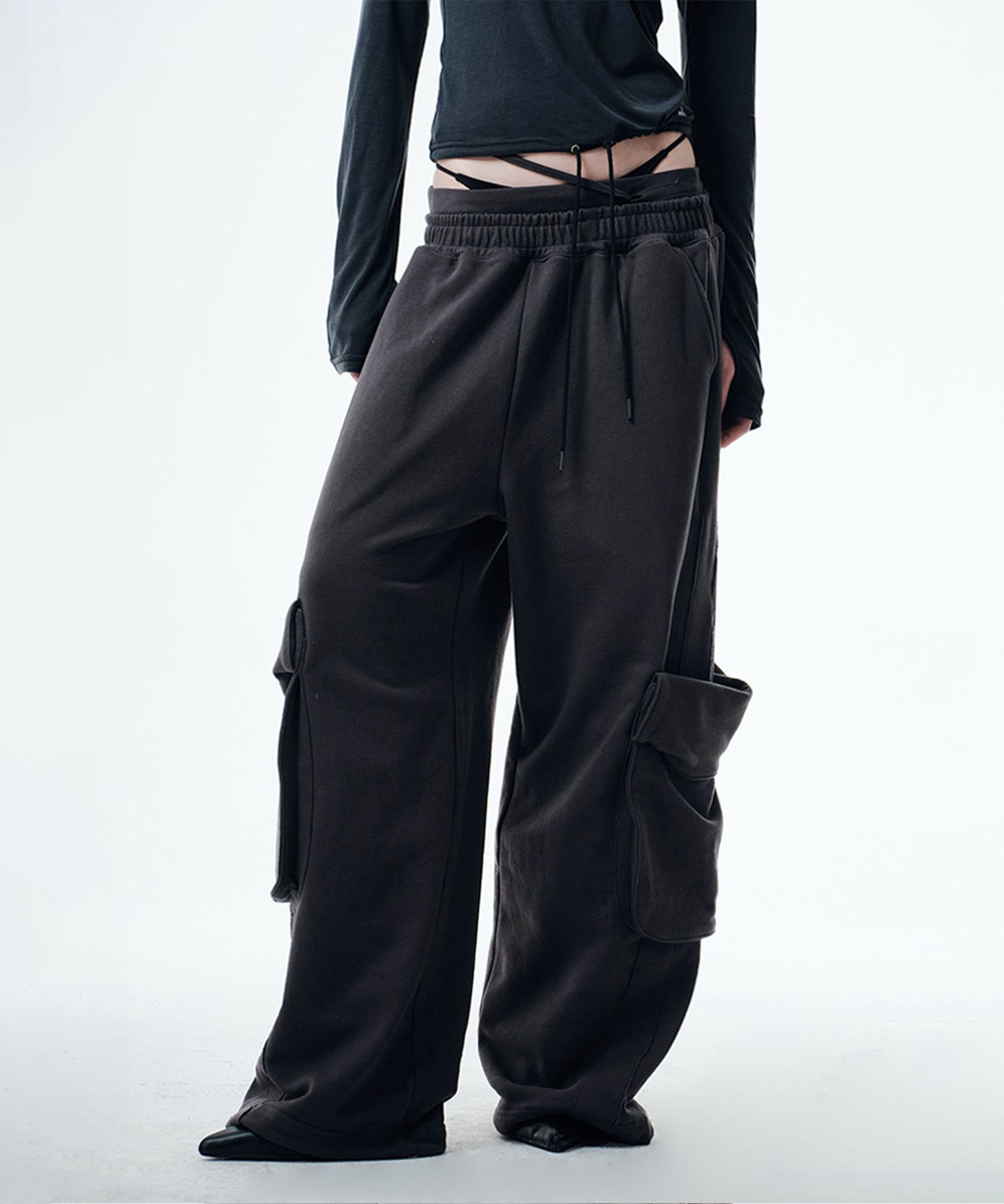 MUSINSA | 2000ARCHIVES NOX GRAPHIC JOGGER (CHARCOAL)