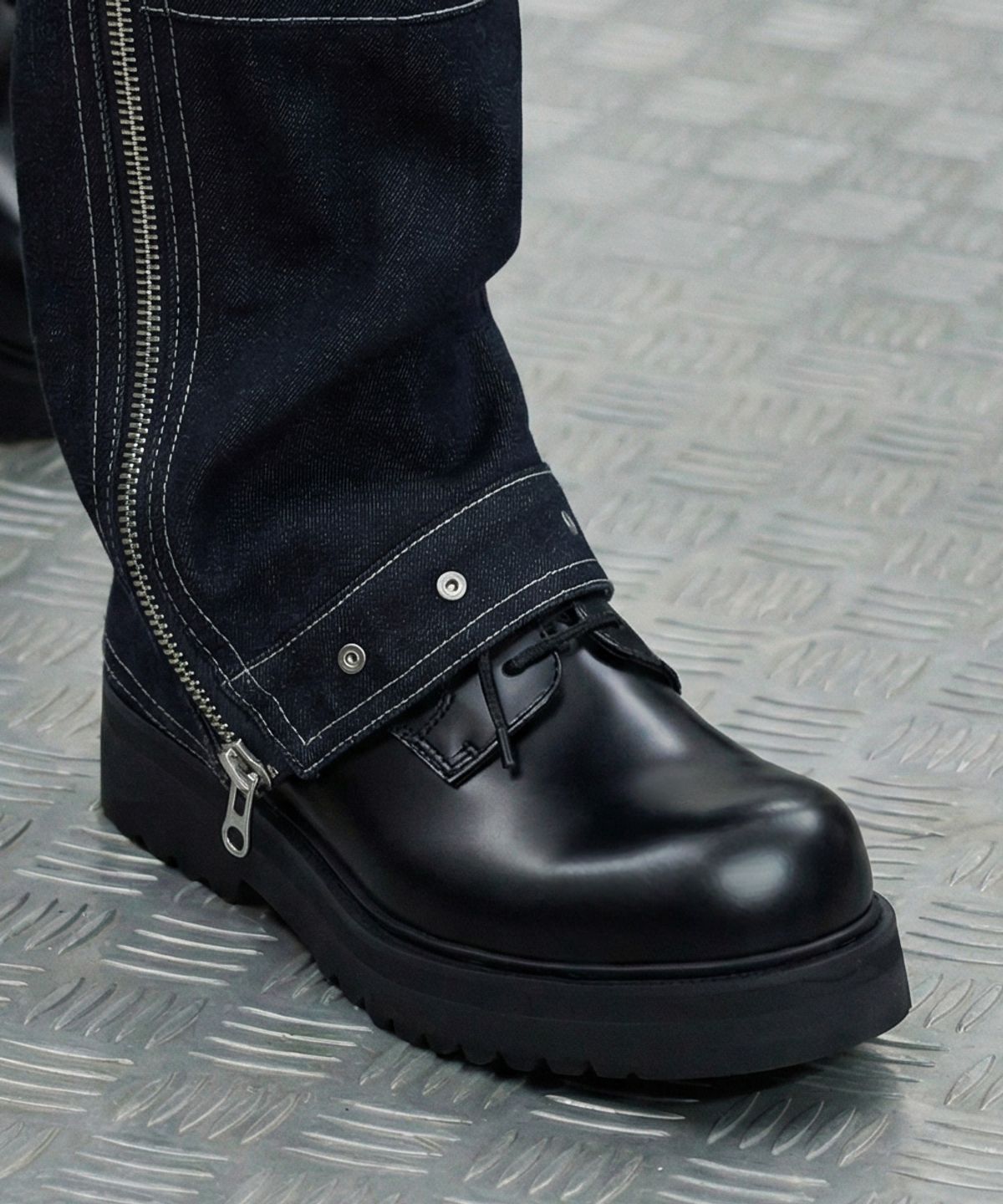 피렌체 아뜨리에(FIRENZE ATELIER) [SECOND.A Light] 볼륨 라운드토 5CM 더비 SL27 [SHINE BLACK]