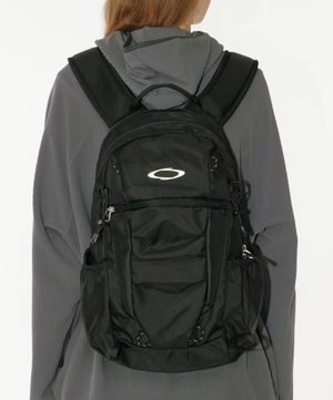 NOI1824 나일론 레이어 백팩 (블랙)