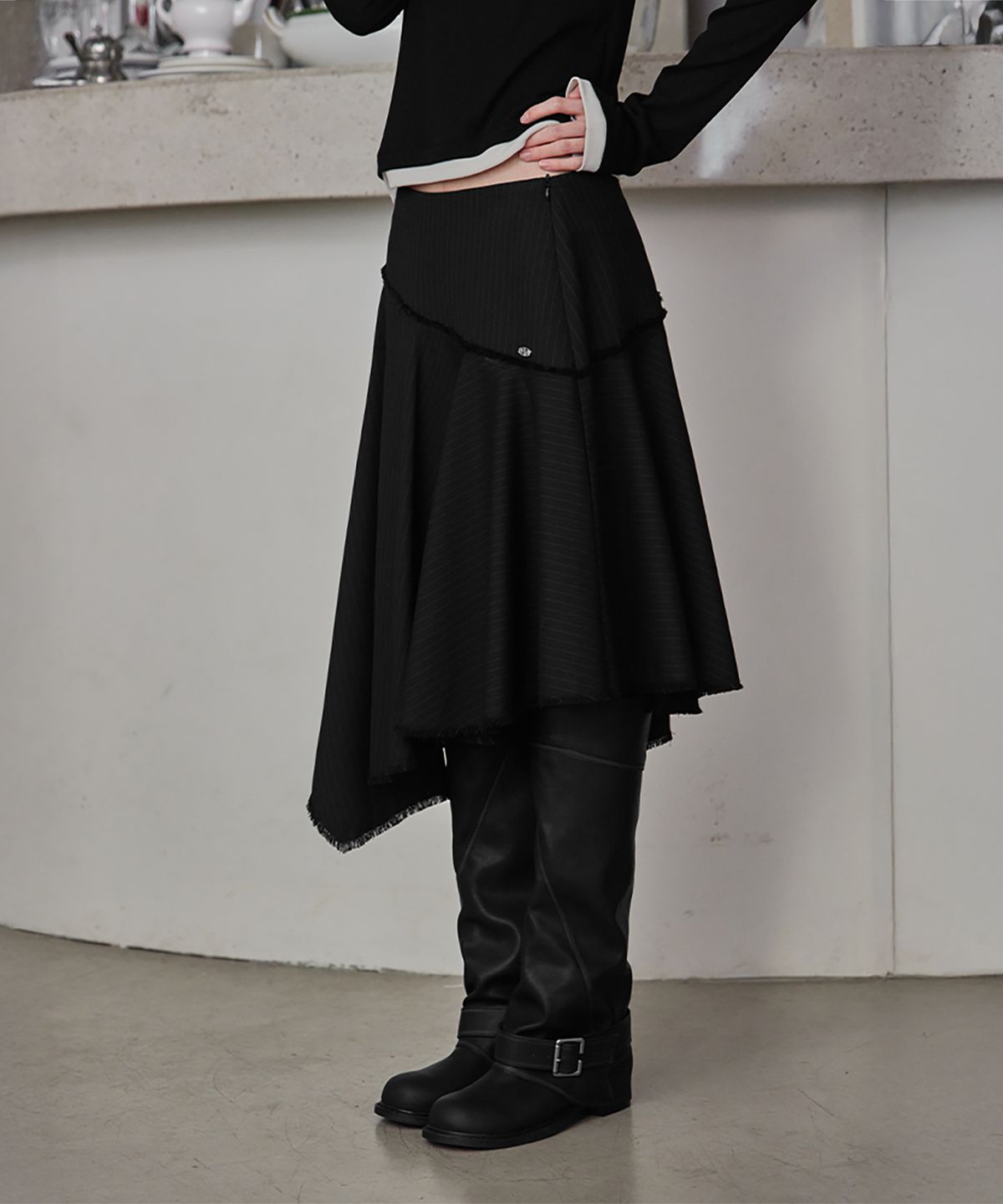 런던다다(LONDONDADA) Archive Stripe Trim Midi Skirt, BLACK