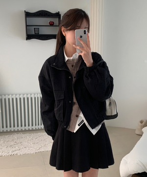 [알로하 PICK] 빅포켓 세미 크롭 자켓 [BLACK] / GF1LJP509