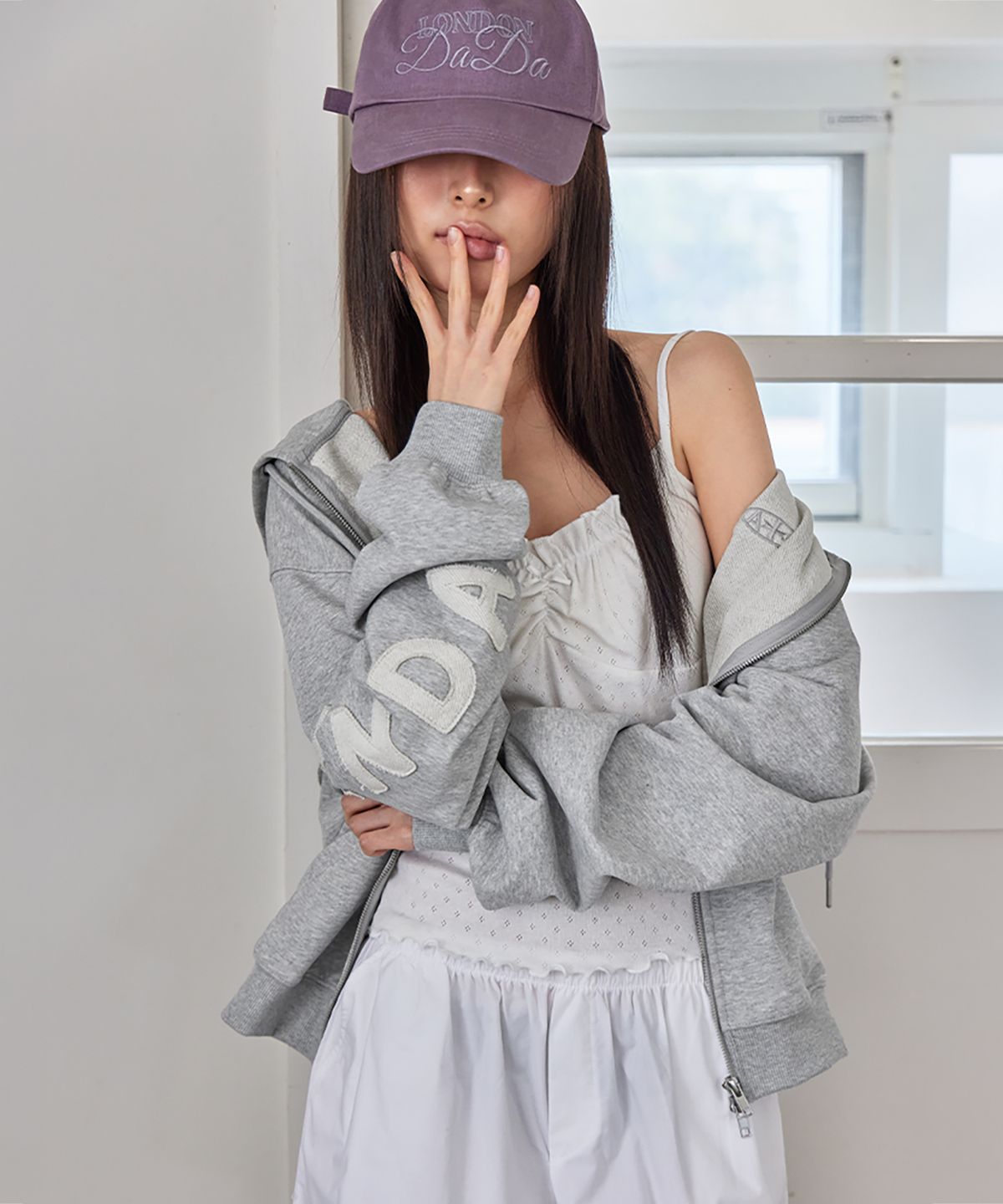 런던다다(LONDONDADA) Logo Patched Hoodie Zip-Up, M.GREY