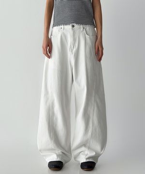 화이트 커브드 절개라인 와이드 코튼 팬츠