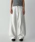 화이트 커브드 절개라인 와이드 코튼 팬츠