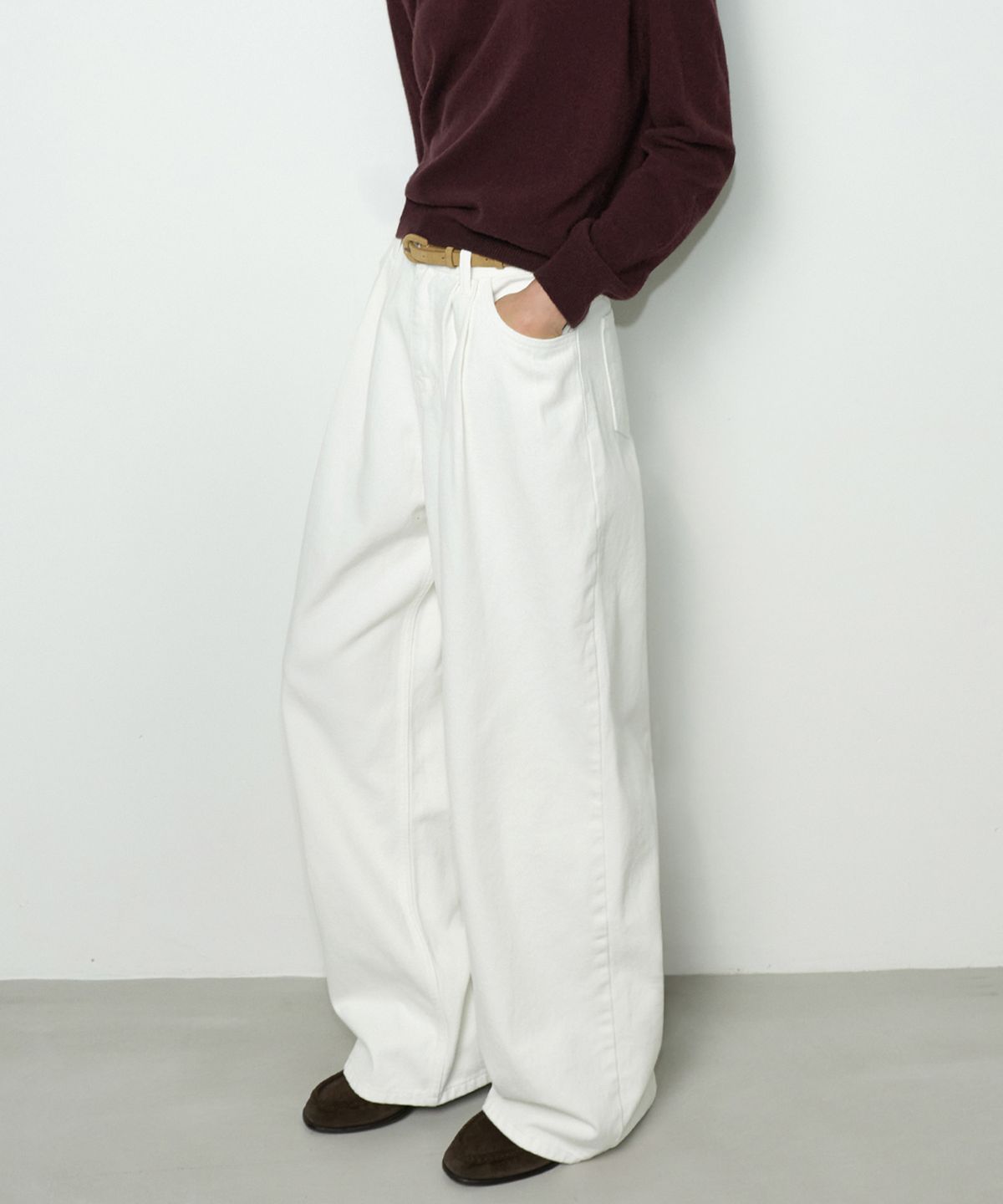 르바(LEVAR) Overdyed Wide Denim - Off White