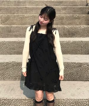 Flower volume ribbon dress BLACK