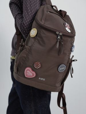 Tobi Pin Badge Set in Multi UZ6SX129-7E