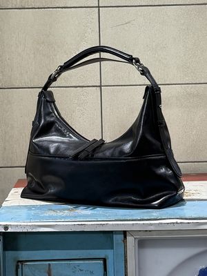 Orin Sholuder in Black UB6SB109-10