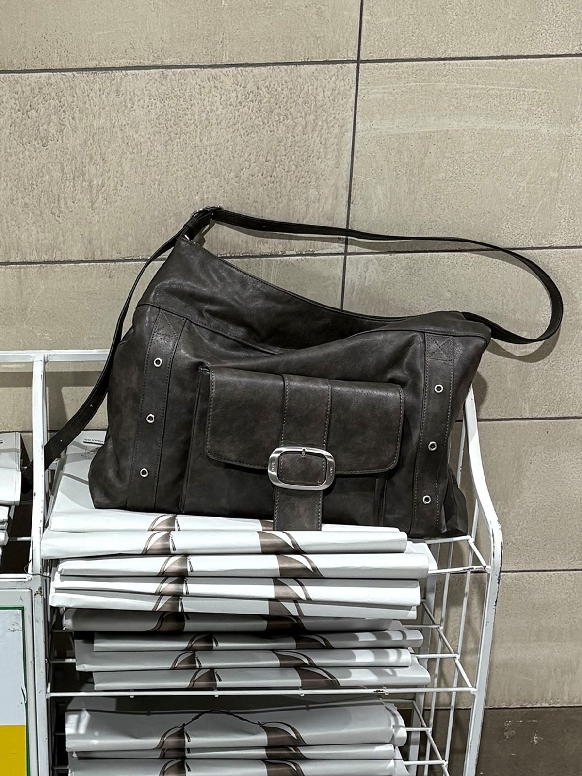 레이브(RAIVE) Code Large Shoulder in D/Grey UB6SB113-13