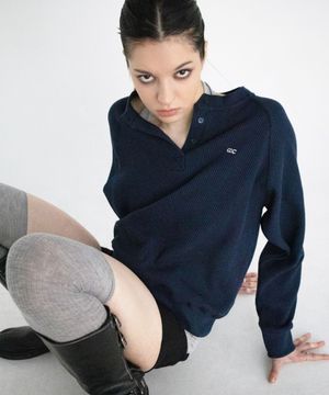 와플 헨리넥 맨투맨 네이비