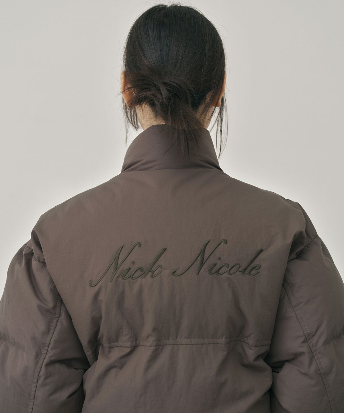 닉앤니콜(NICK&NICOLE) EMBRODIDERED PUFFER PADDING_BROWN