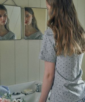 V-neck basic half t-shirt GRAY