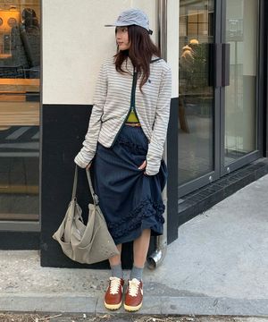 Lovely frill long skirt NAVY