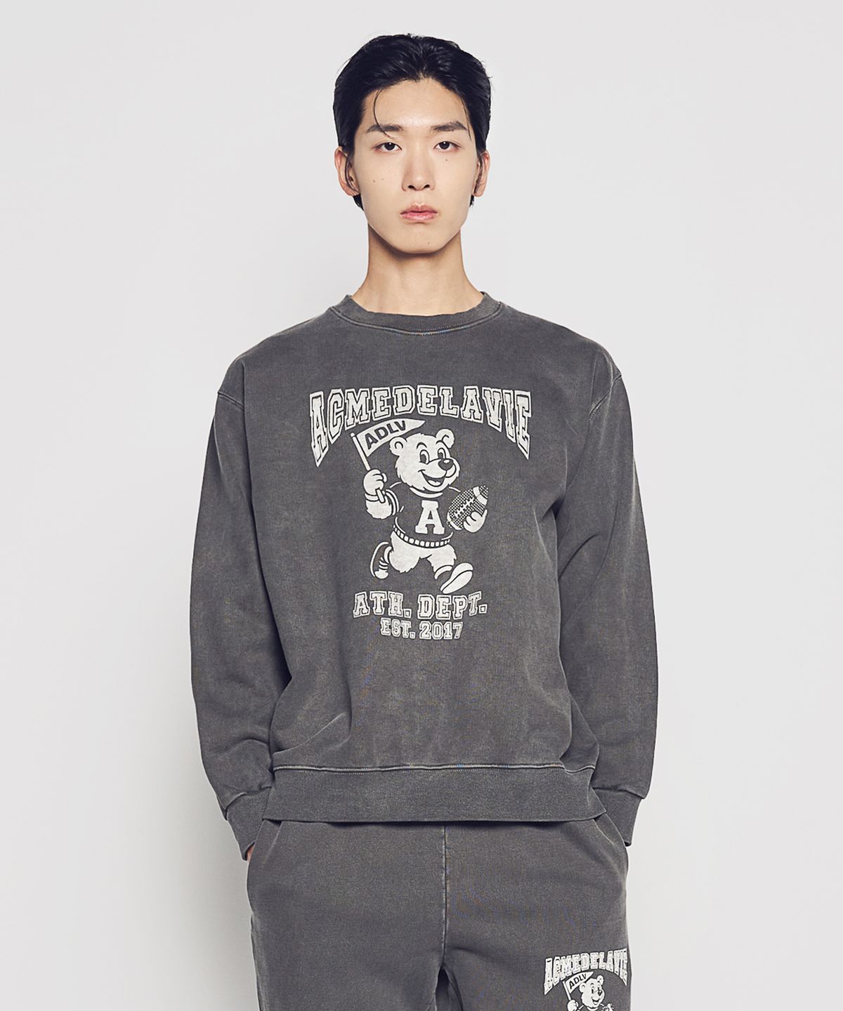 아크메드라비(ACME DE LA VIE) ROCK AND ROLL AC BEAR PIGMENT SWEATSHIRT  (2 COLOR)