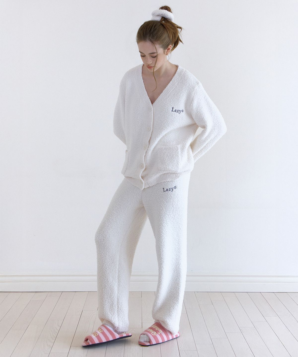 레이지지(LAZYZ) Sweet Dream fluffy cardigan pants set - cream