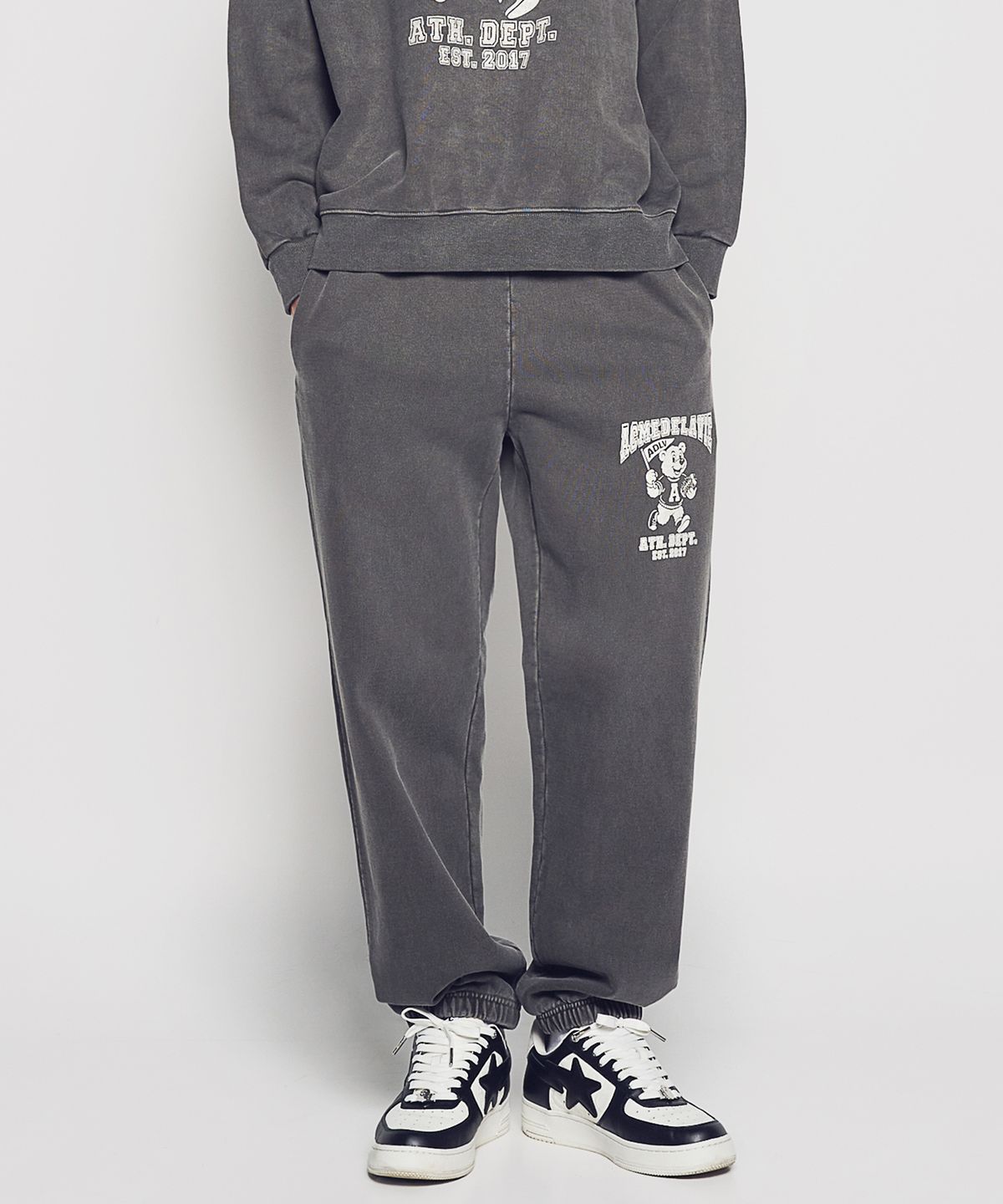 아크메드라비(ACME DE LA VIE) FOOTBALL AC BEAR PIGMENT JOGGER PANTS (2 COLOR)
