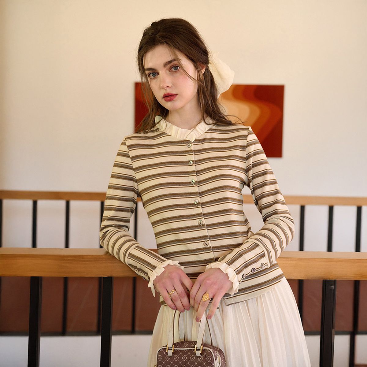 심플레트로(SIMPLE RETRO) SR_Striped sleeved base blouse