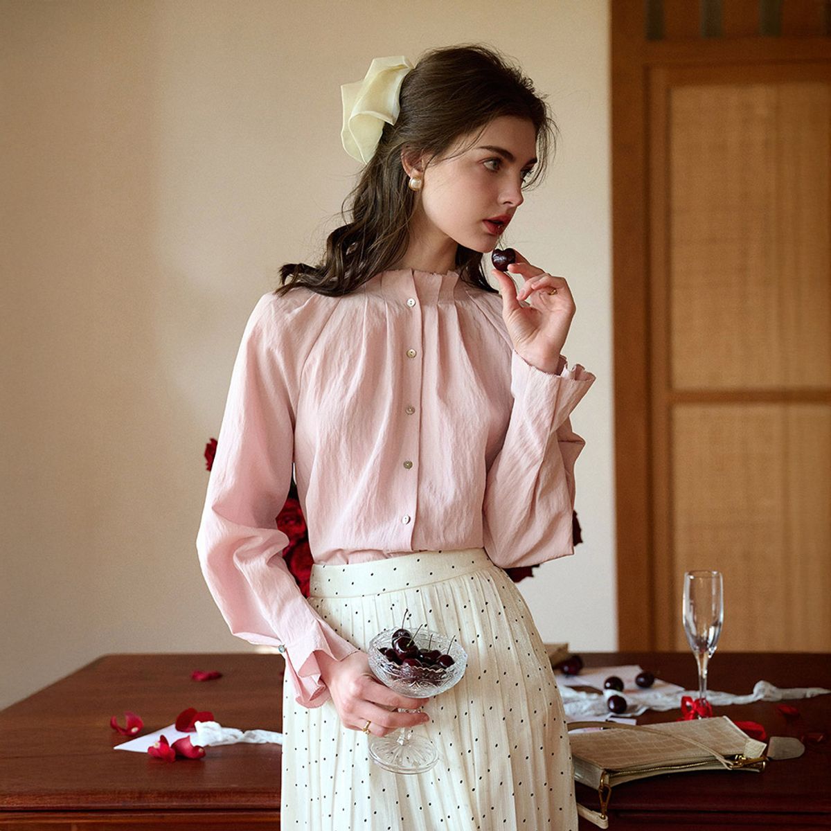 심플레트로(SIMPLE RETRO) SR_French lapel lazy blouse