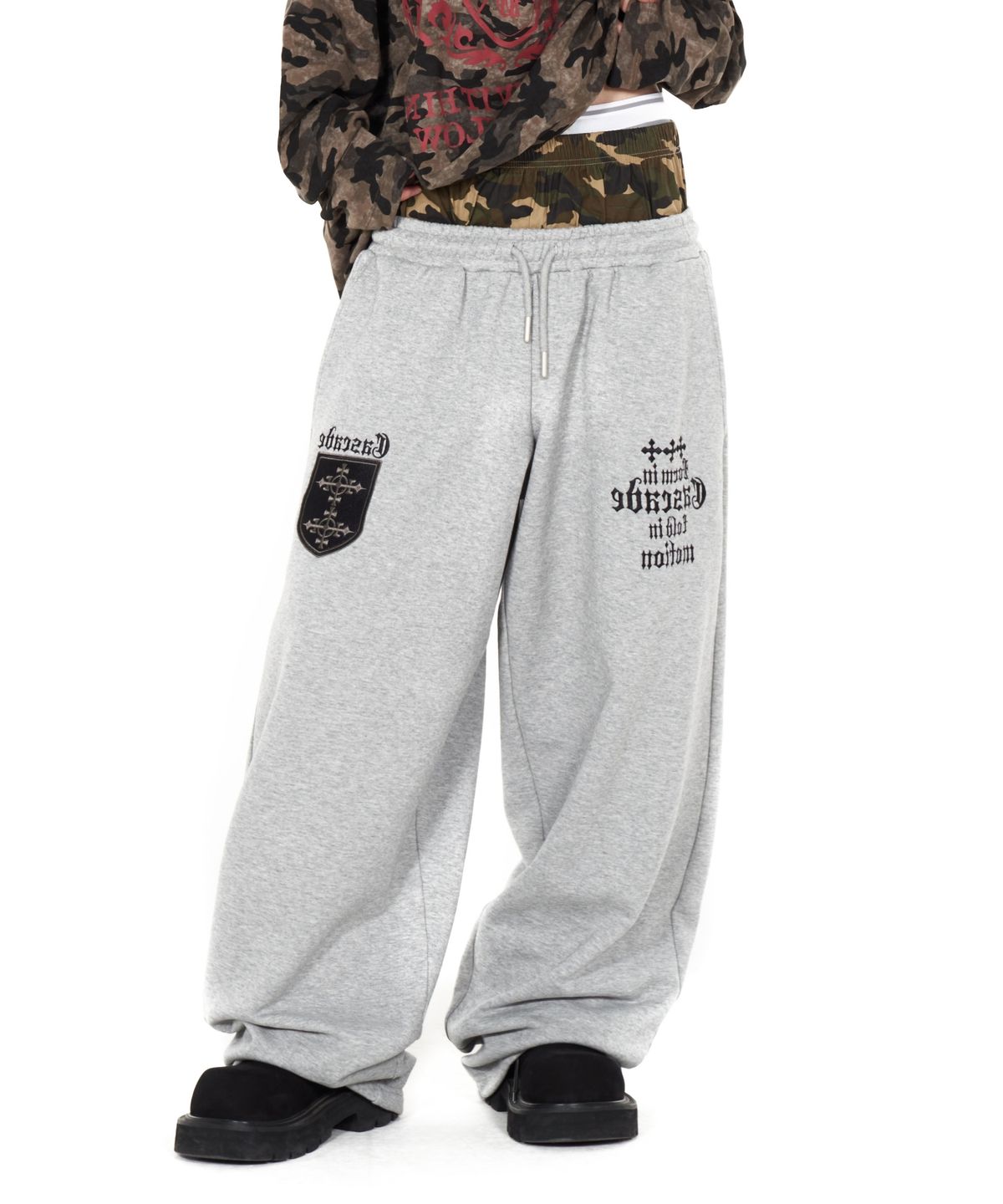 아이돈워너셀(IDWS) Cross Layered Sweat Pants Gray