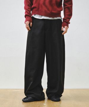 오프셋 라인 와이드 슬랙스_블랙