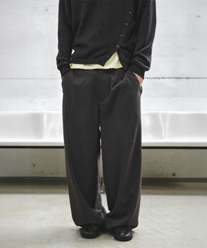 오프셋 라인 와이드 슬랙스_차콜