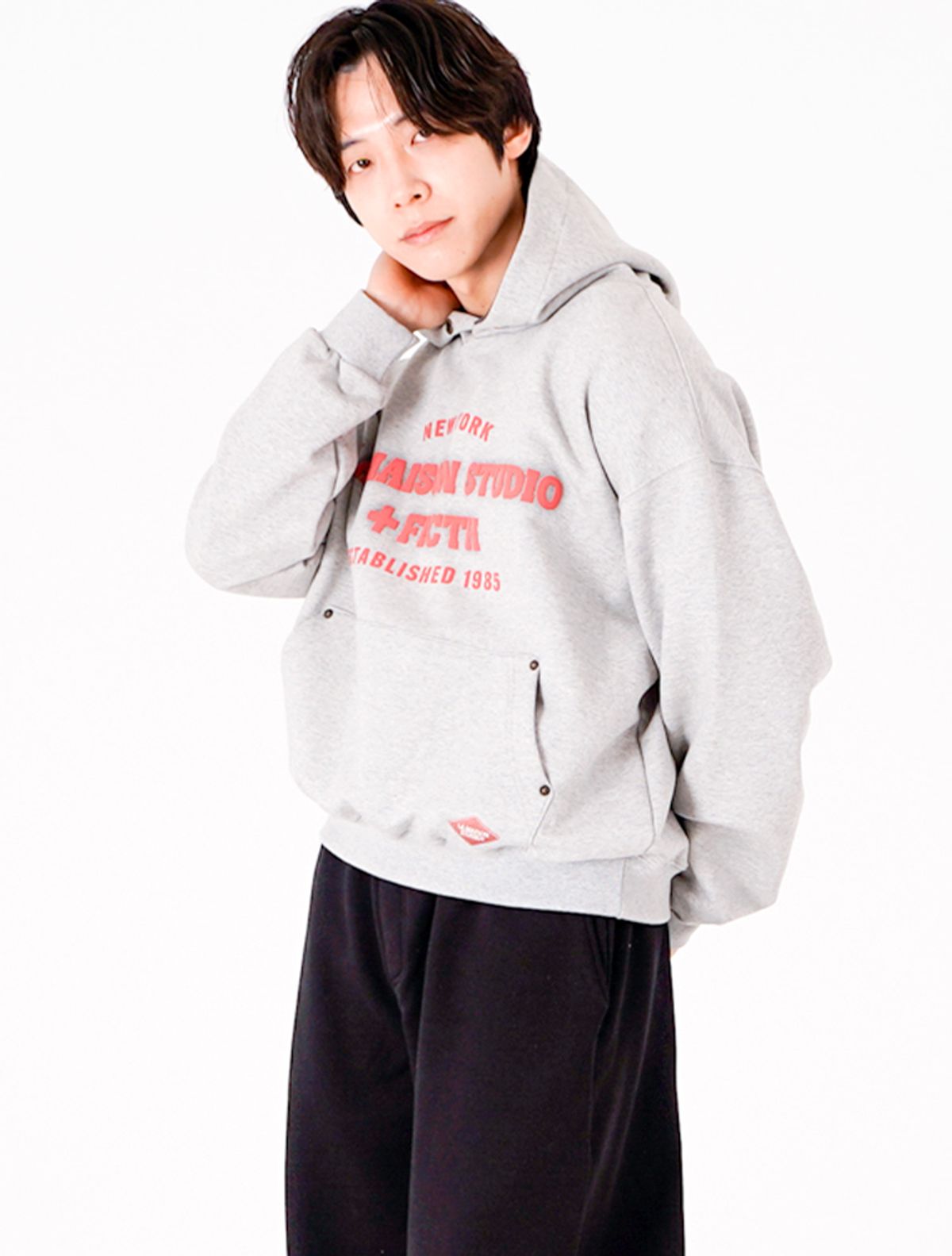라 메종 스튜디오(LA MAISON STUDIO) LA MAISON ESSENTIAL CROP HOODIE MELANGRAY(FCG1TS683M)