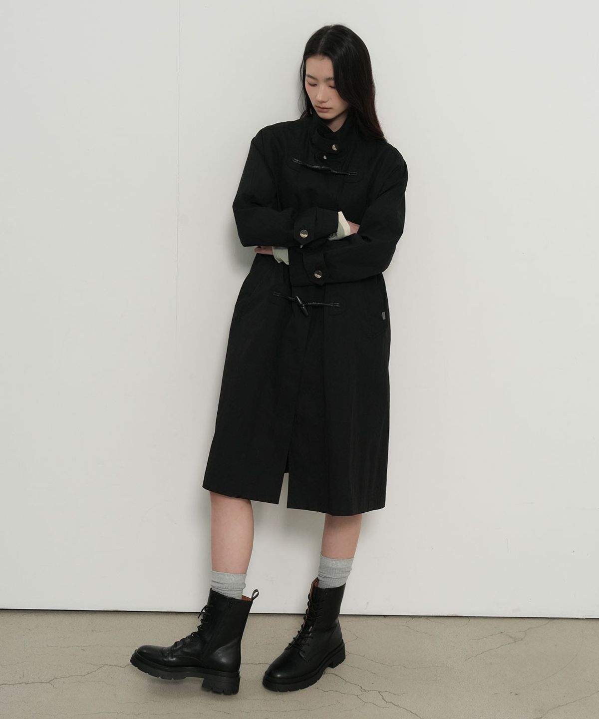 제너럴아이디어(GENERALIDEA) 토글 싱글 트렌치 코트 [BLACK] / GF1LCT501