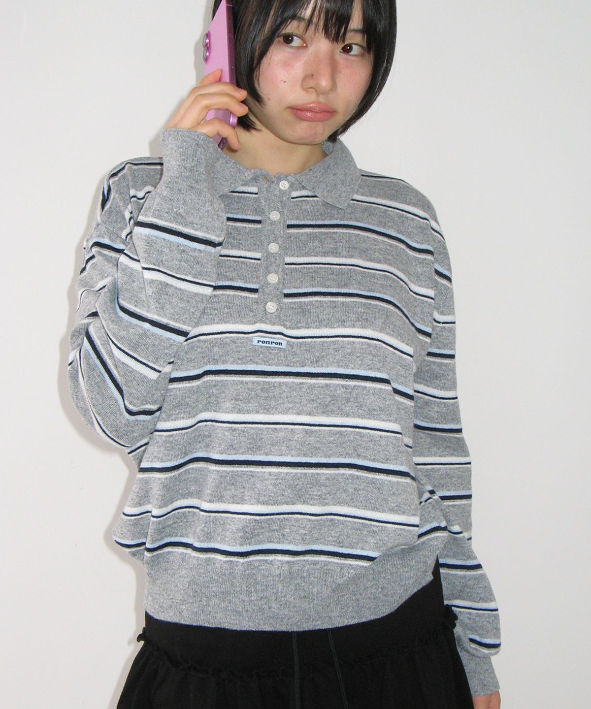 론론(RONRON) LOOSE FIT STRIPE COLLAR KNIT GREY