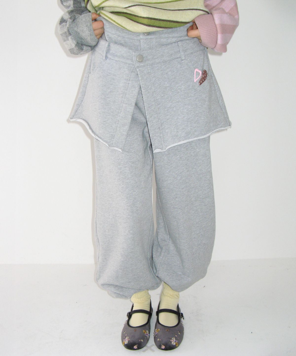 론론(RONRON) SKIRT LAYERED SWEAT PANTS GREY
