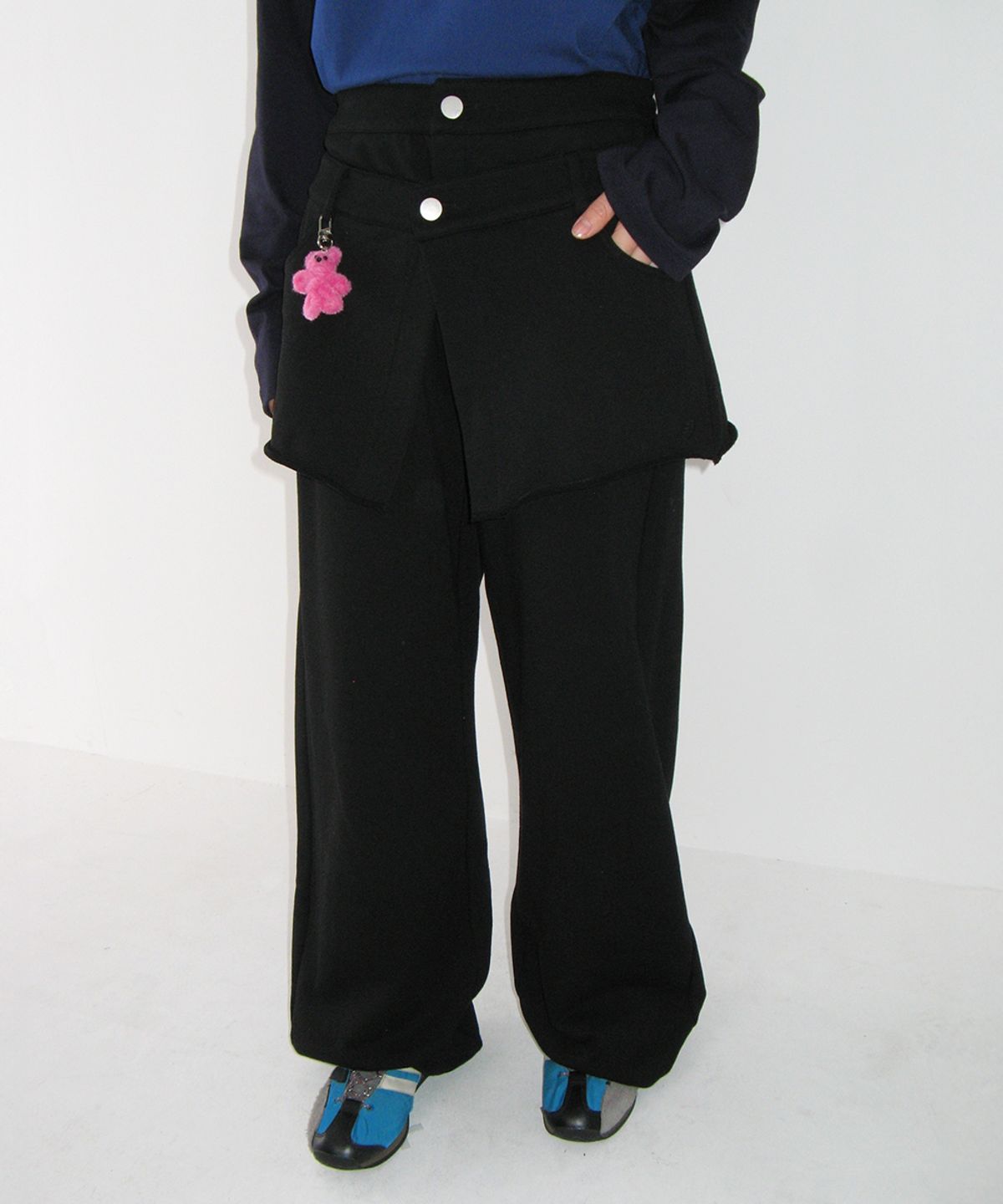론론(RONRON) SKIRT LAYERED SWEAT PANTS BLACK