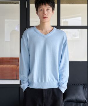 crop V neck knit (sky blue)