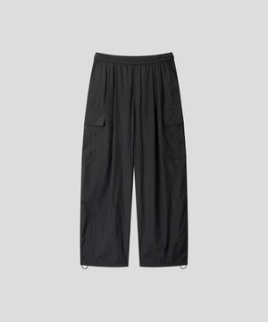 에센셜 와이드 카고 파라슈트 팬츠 나일론 [블랙]