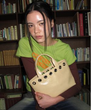 Sunday Tote Bag (eyelet wide)(butter)