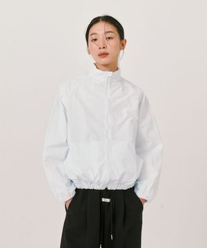 Essential Light Windbreaker_White