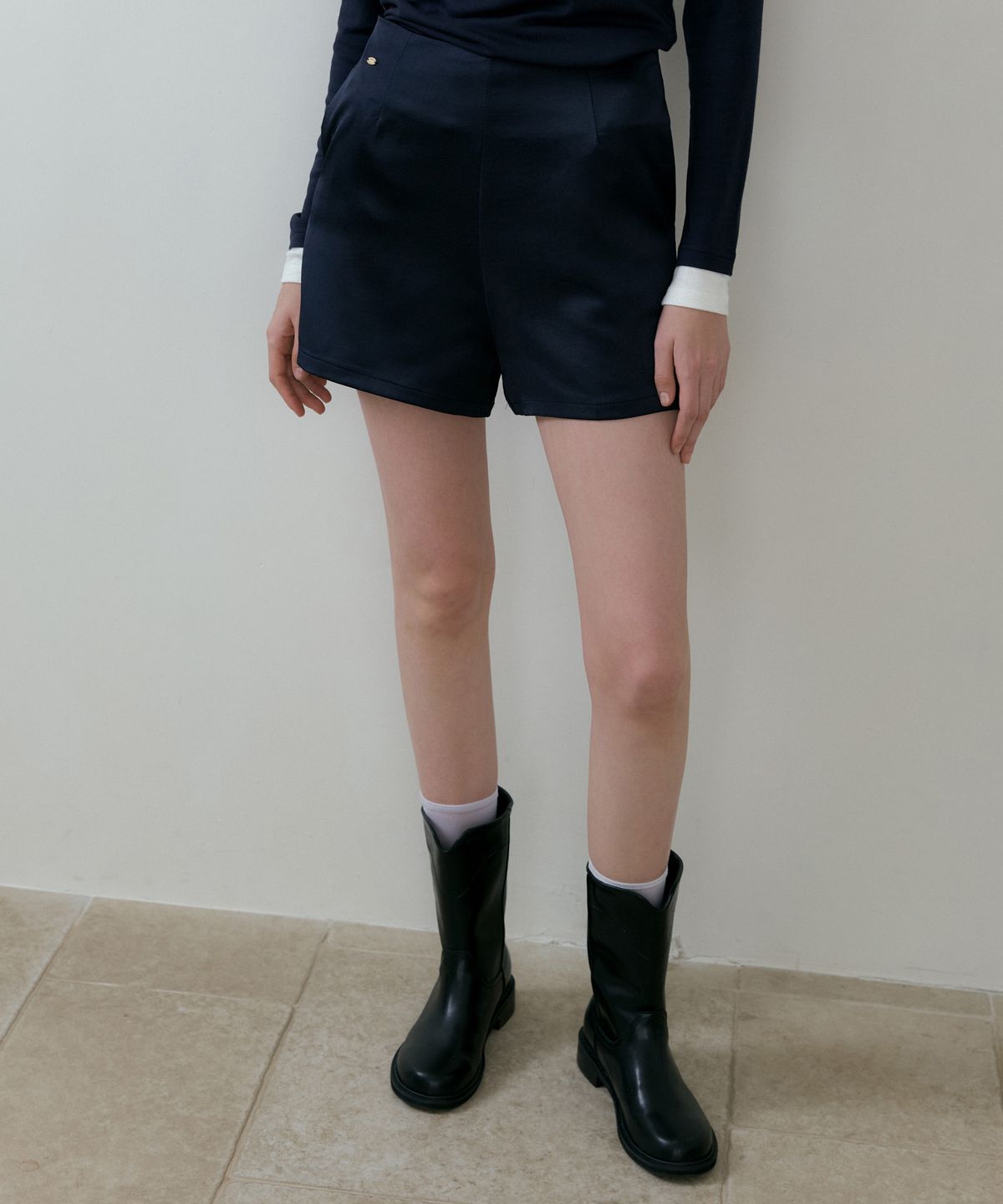 리올그(REORG) BATD SATIN SHORTS NAVY