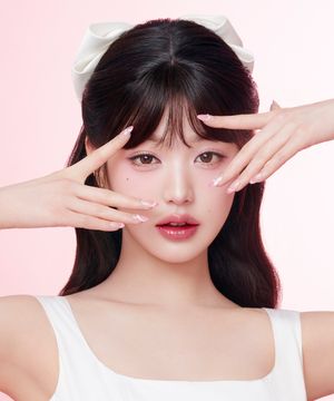 [장원영 PICK] 데싱디바 매직프레스 플뢰르 (아몬드) 네일팁