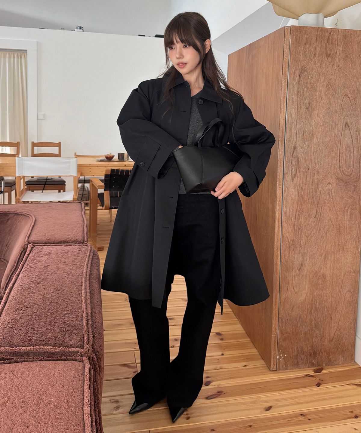 이아(EAAH) STRAIGHT DENIM PANTS (BLACK)