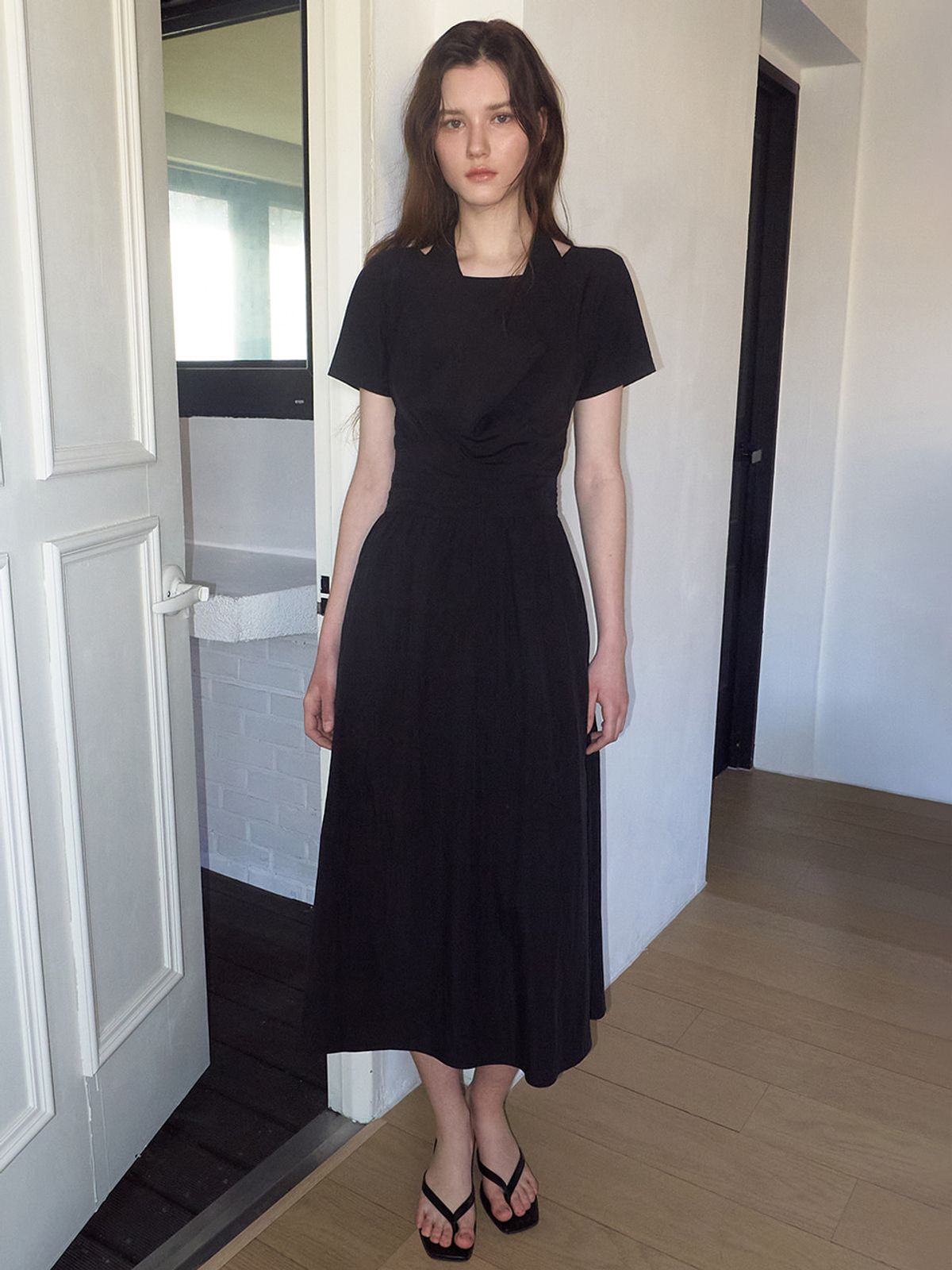 에트몽(ETMON) Layered Halter Dress, Black